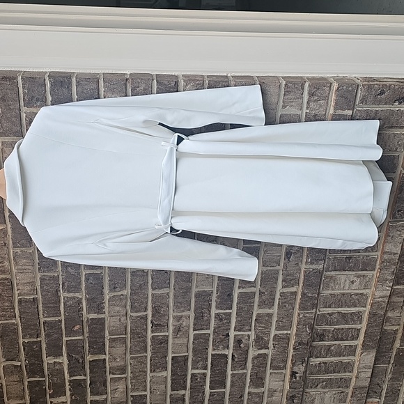 White House Black Market Elegant White Women's Long Trench Coat 2X - Picture 6 of 9